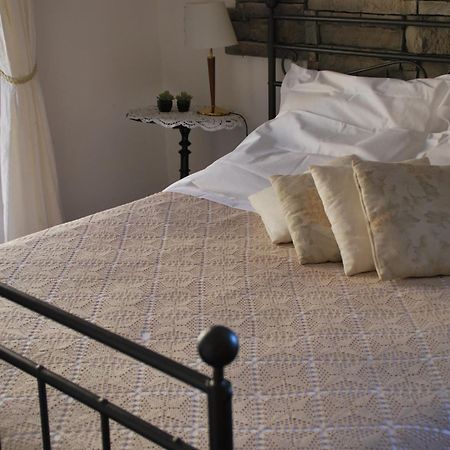 Casa Tipica Siciliana Patronale Home Bedandbreakfast Tremetrisoprailcielo Camere Con Vista, Colazione Interna In Terrazzo Panoramico Калтаджироне Екстериор снимка