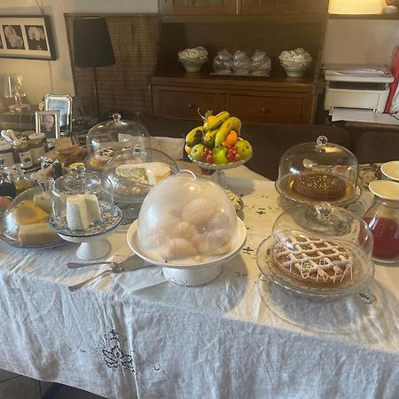 Casa Tipica Siciliana Patronale Home Bedandbreakfast Tremetrisoprailcielo Camere Con Vista, Colazione Interna In Terrazzo Panoramico Калтаджироне Екстериор снимка