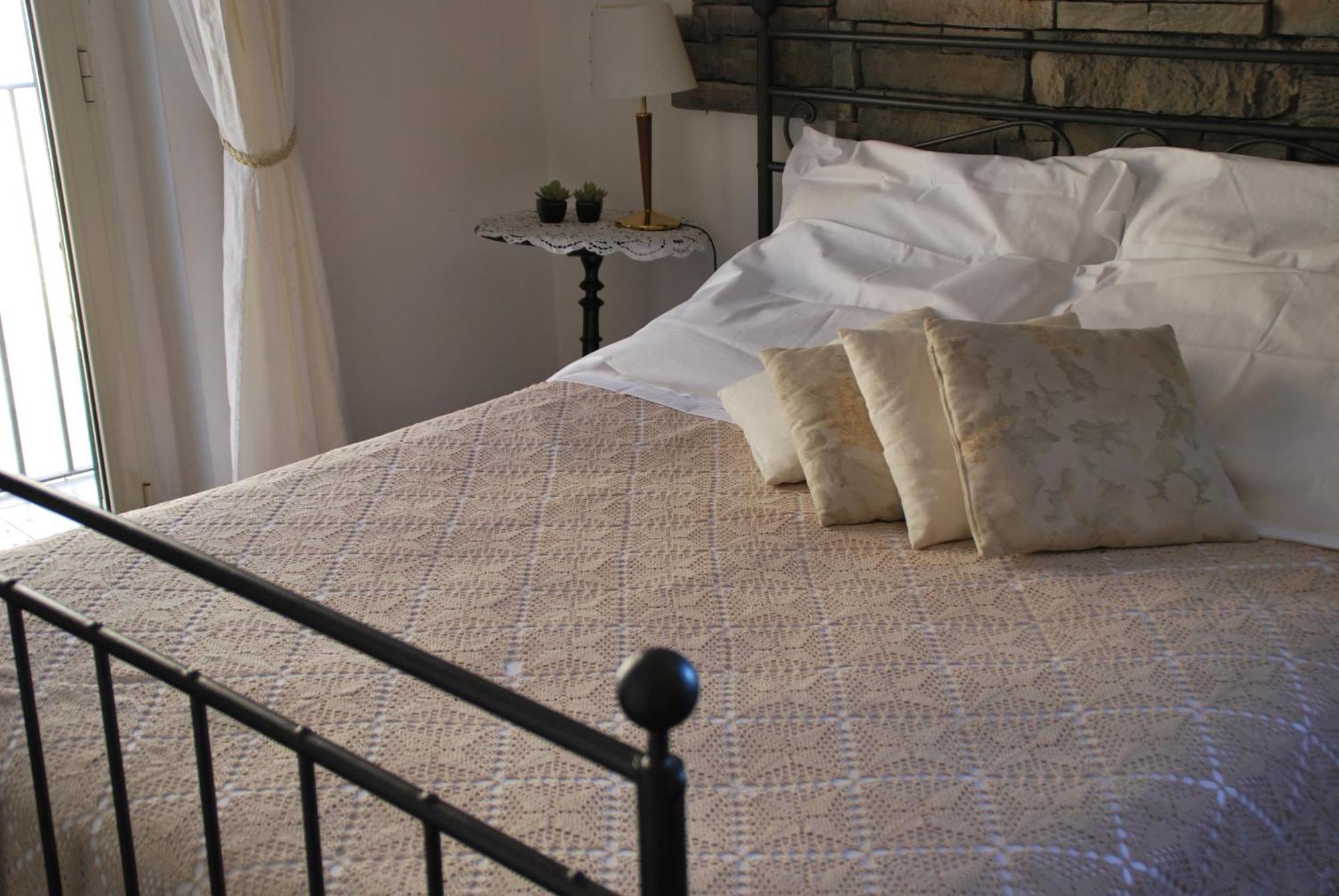 Casa Tipica Siciliana Patronale Home Bedandbreakfast Tremetrisoprailcielo Camere Con Vista, Colazione Interna In Terrazzo Panoramico Калтаджироне Екстериор снимка