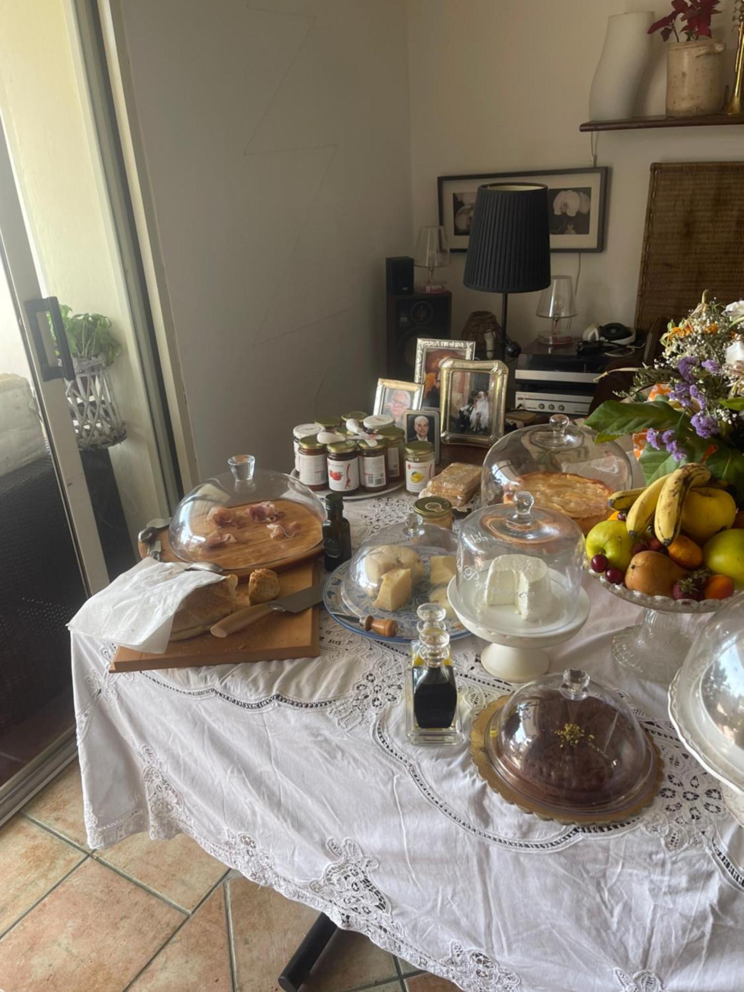 Casa Tipica Siciliana Patronale Home Bedandbreakfast Tremetrisoprailcielo Camere Con Vista, Colazione Interna In Terrazzo Panoramico Калтаджироне Екстериор снимка