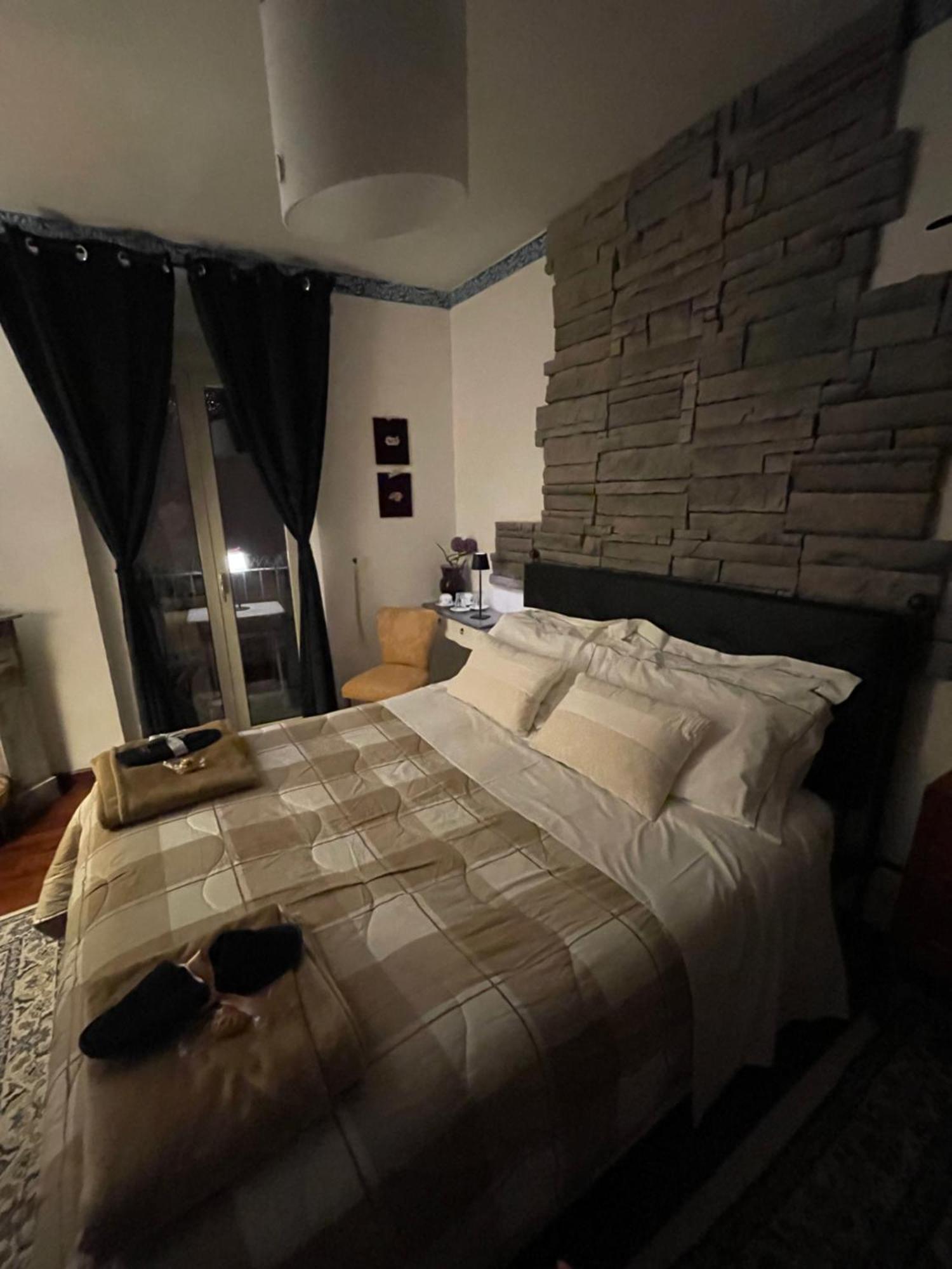 Casa Tipica Siciliana Patronale Home Bedandbreakfast Tremetrisoprailcielo Camere Con Vista, Colazione Interna In Terrazzo Panoramico Калтаджироне Екстериор снимка